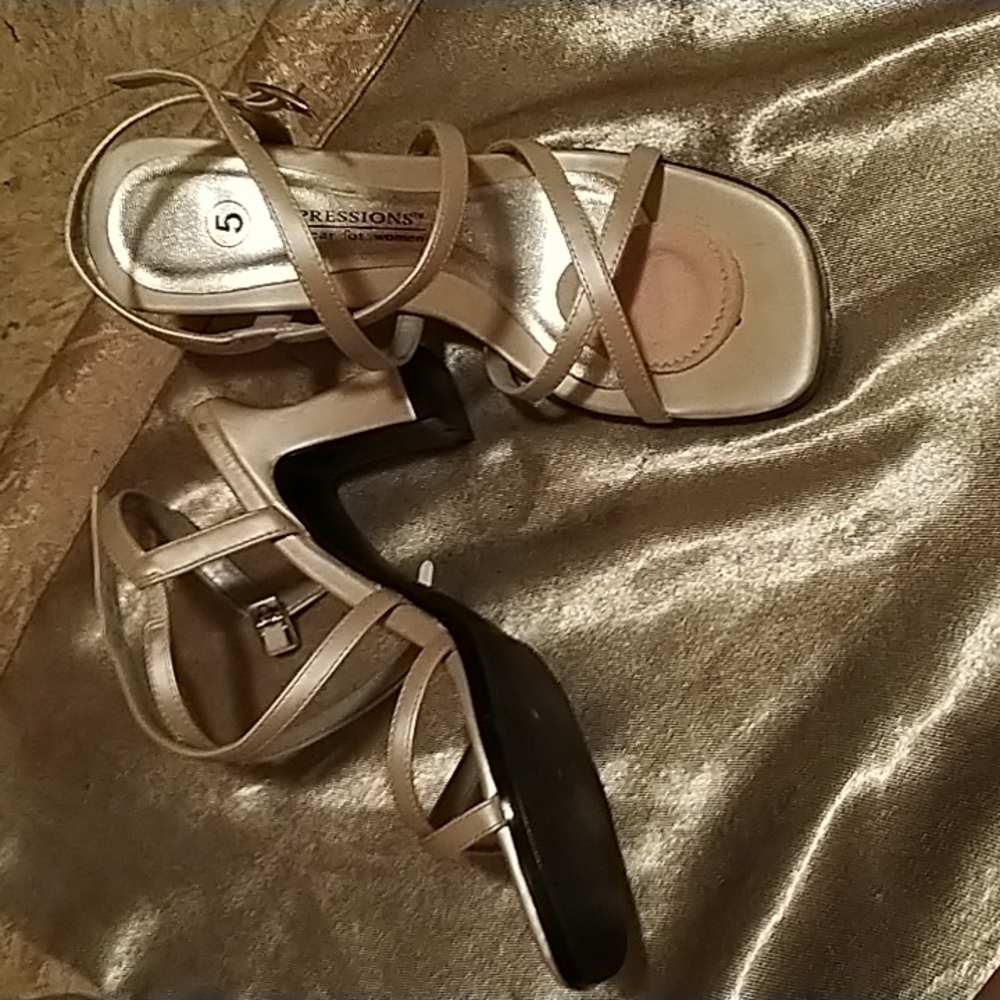 Shoes - Picture 2 of 2